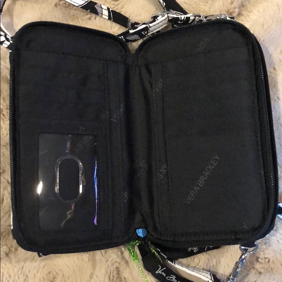 Vera Bradley All in One Cross Body - Picture 7 of 8